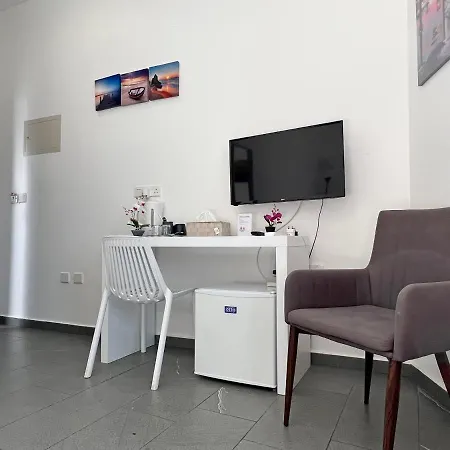 Apollo By Albert's 招待所