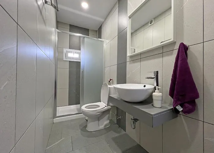 Apollo By Albert's Gæstehus