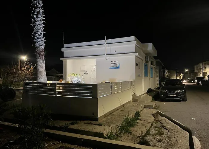 Apollo By Albert's Larnaca