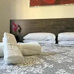 Apollo By Albert's 3*