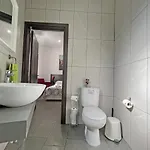 Guest house Apollo By Albert's 3*